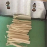 泡发的竹笋切段机 竹笋切片机  餐馆酒店切丝机切块机