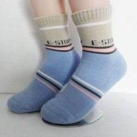 蓝色条纹袜子批发